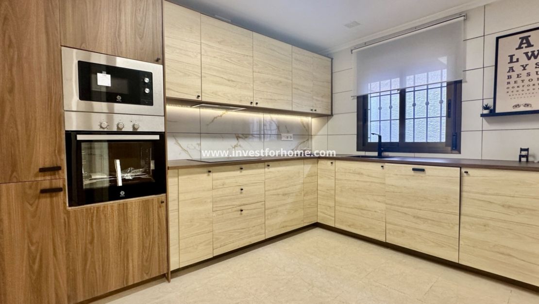 Sale - House - San Miguel de Salinas - Inland