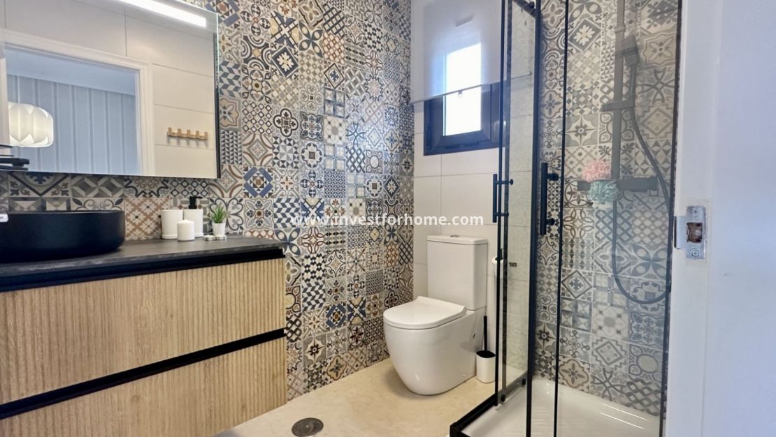 Sale - House - San Miguel de Salinas - Inland