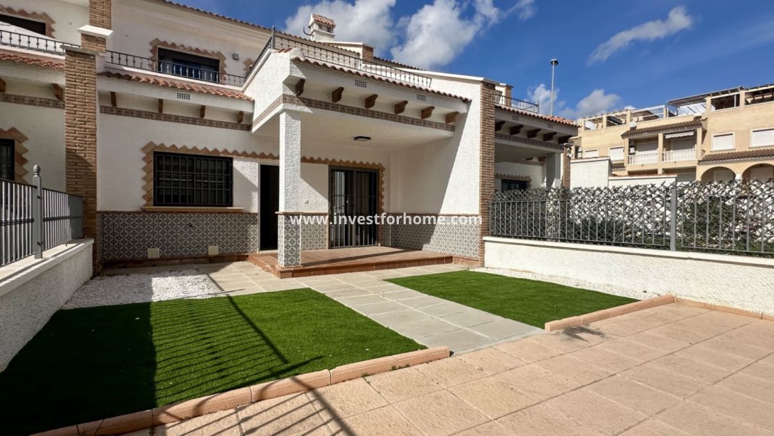 Sale - House - San Miguel de Salinas - Inland