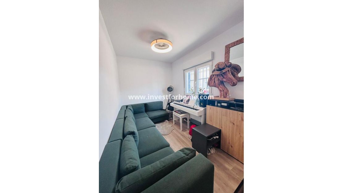 Sale - House - San Miguel de Salinas - Inland