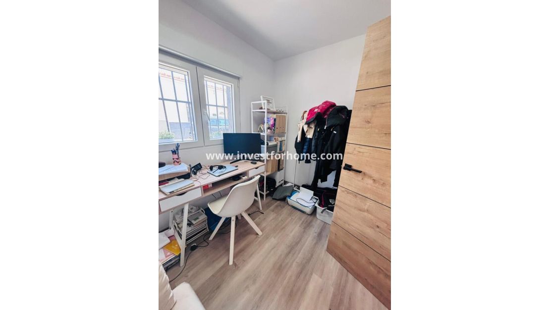 Sale - House - San Miguel de Salinas - Inland