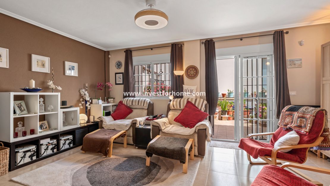 Sale - House - San Miguel de Salinas - Inland