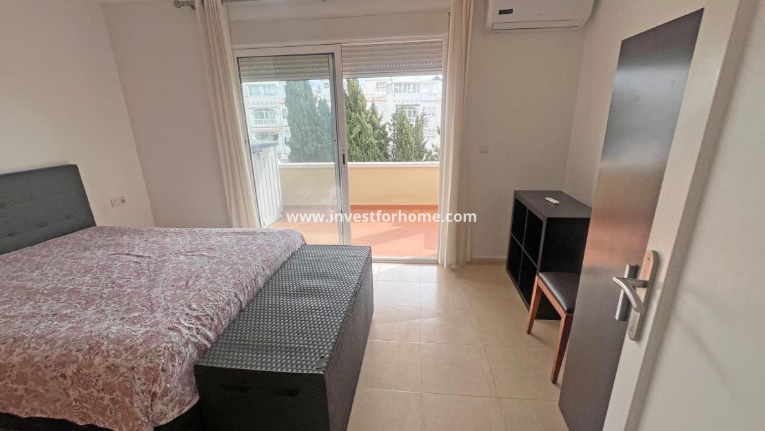 Sale - House - San Miguel de Salinas - Las Filipinas