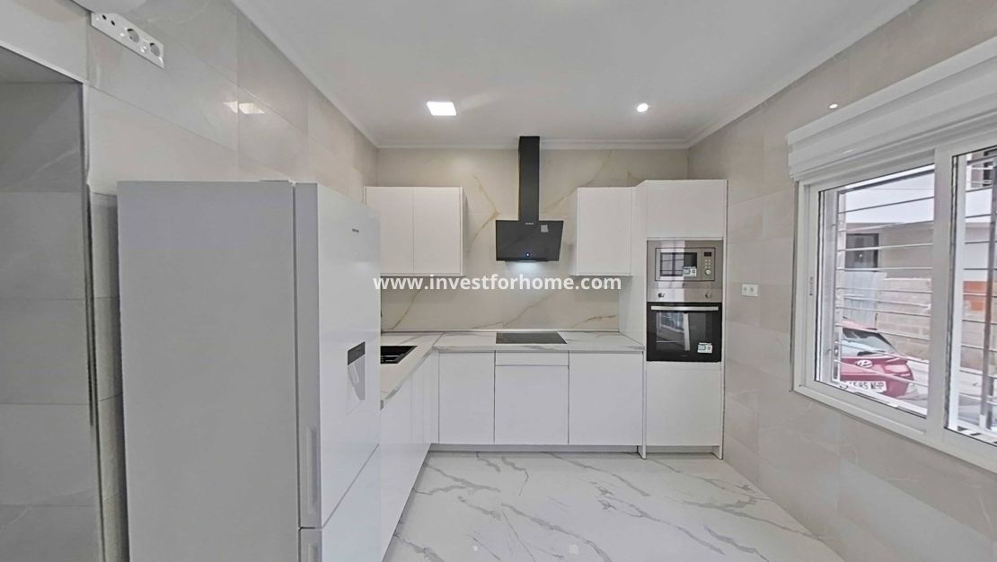 Sale - House - San Pedro del Pinatar - San Pedro Del Pinatar Centro