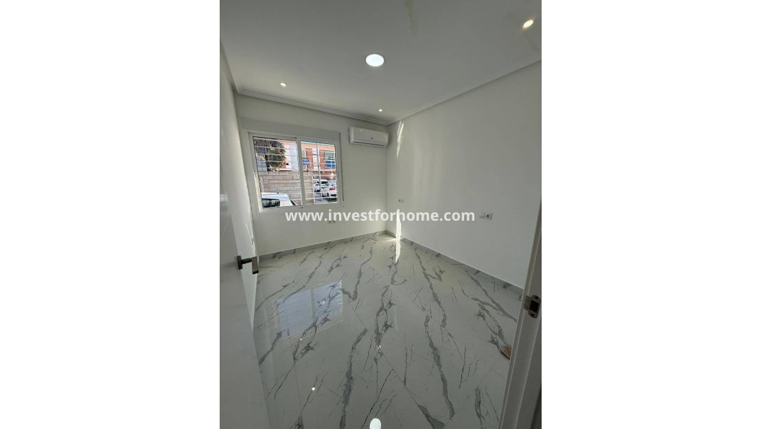 Sale - House - San Pedro del Pinatar - San Pedro Del Pinatar Centro