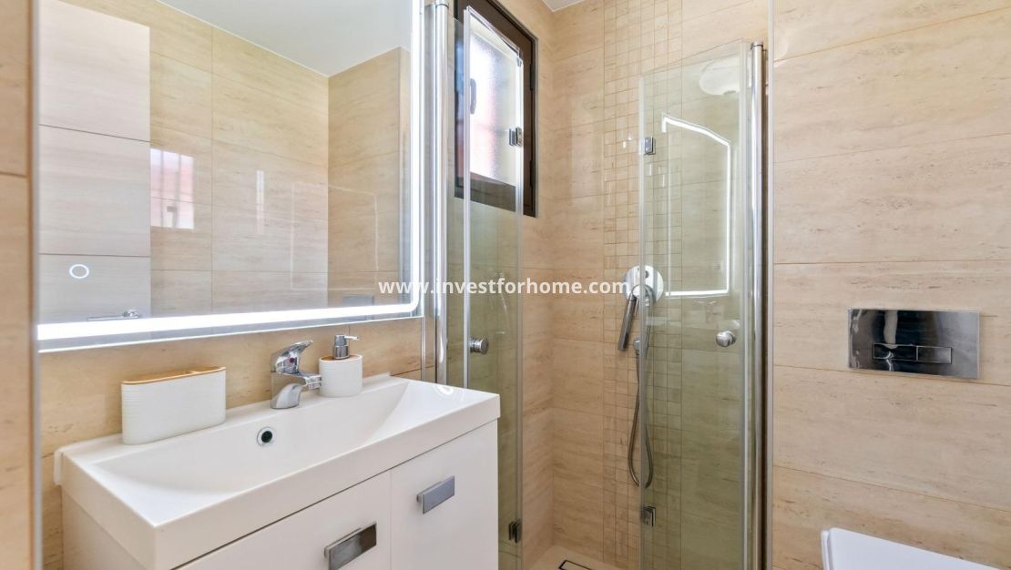 Sale - House - Torrevieja - aguas nuevas