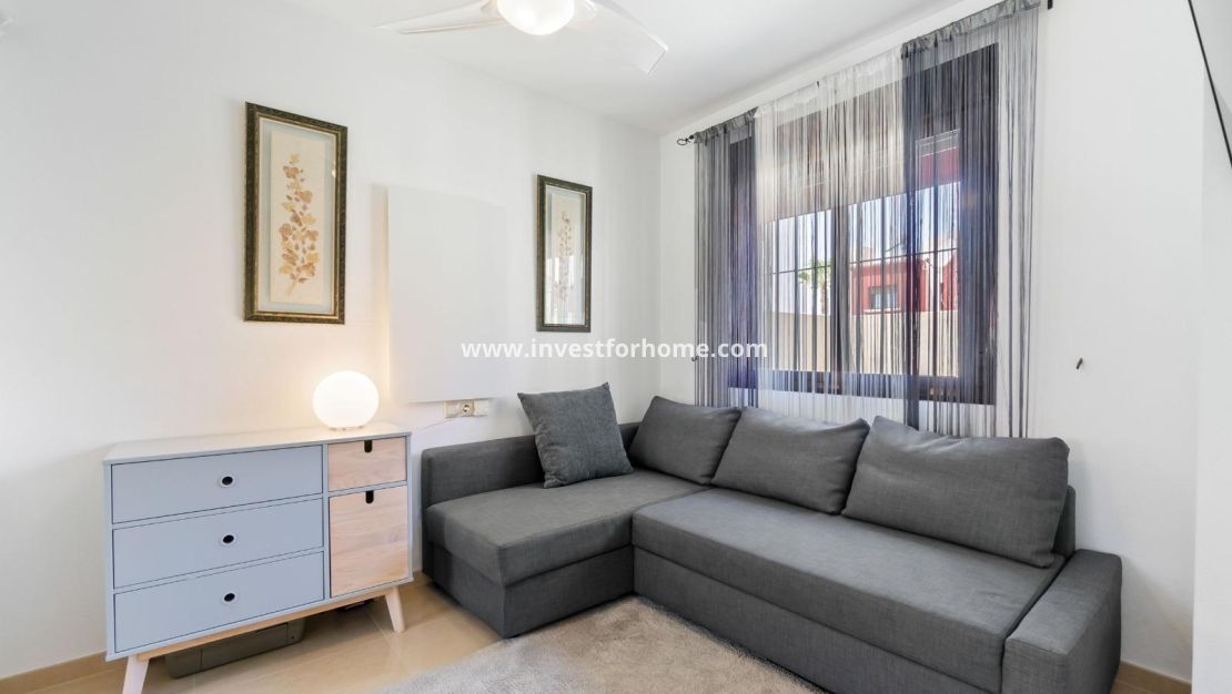 Sale - House - Torrevieja - aguas nuevas