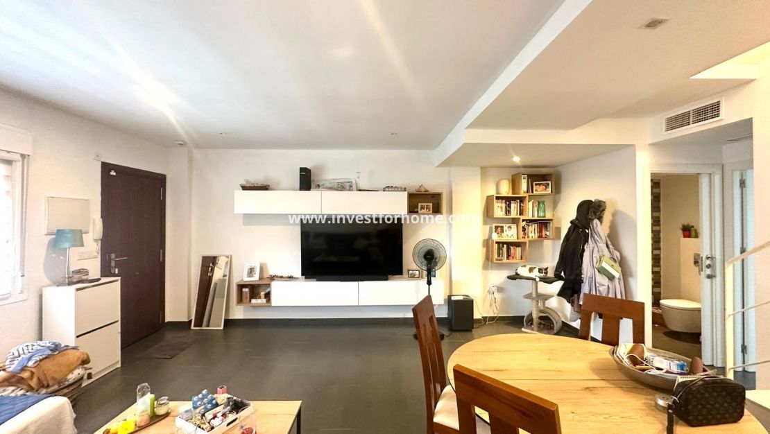 Sale - House - Torrevieja - aguas nuevas