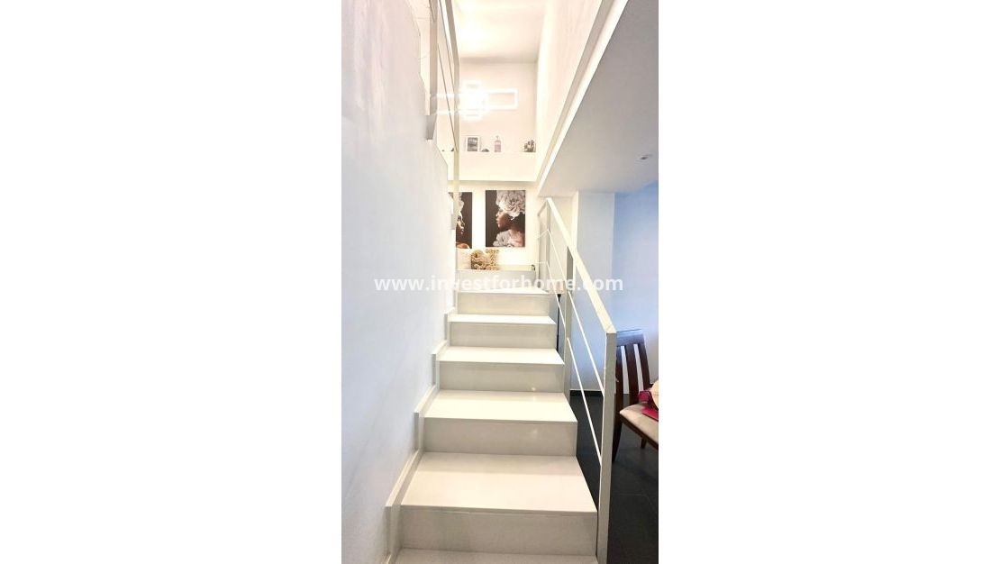 Sale - House - Torrevieja - aguas nuevas