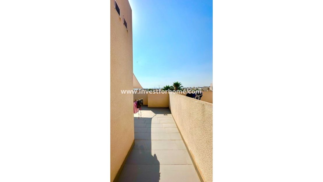 Sale - House - Torrevieja - aguas nuevas