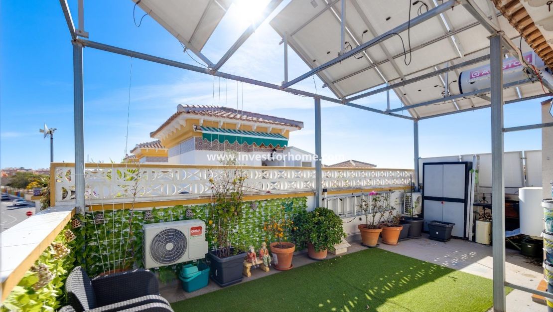 Sale - House - Torrevieja - aguas nuevas