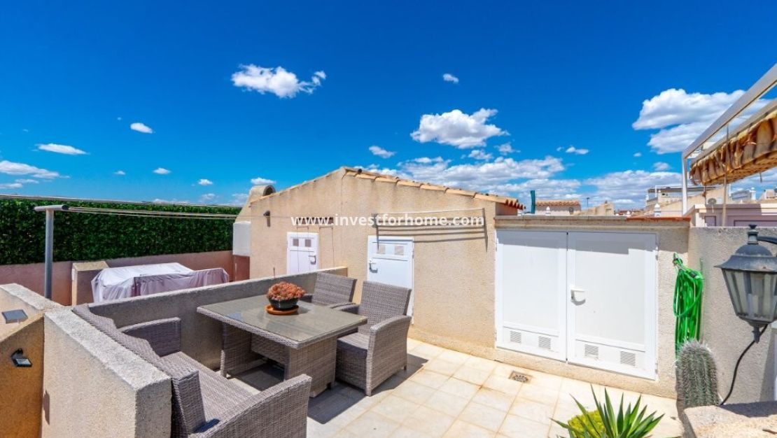 Sale - House - Torrevieja - aguas nuevas