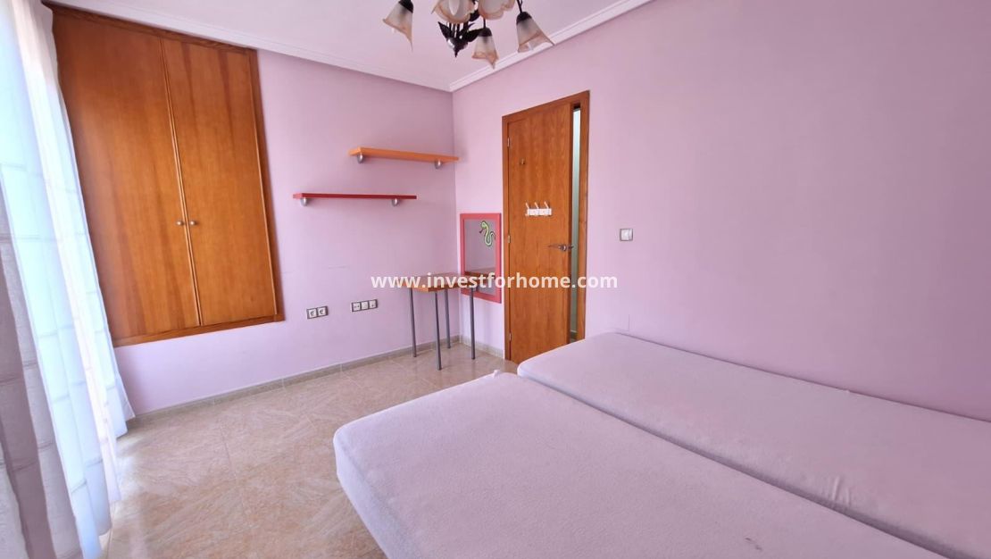 Sale - House - Torrevieja - aguas nuevas