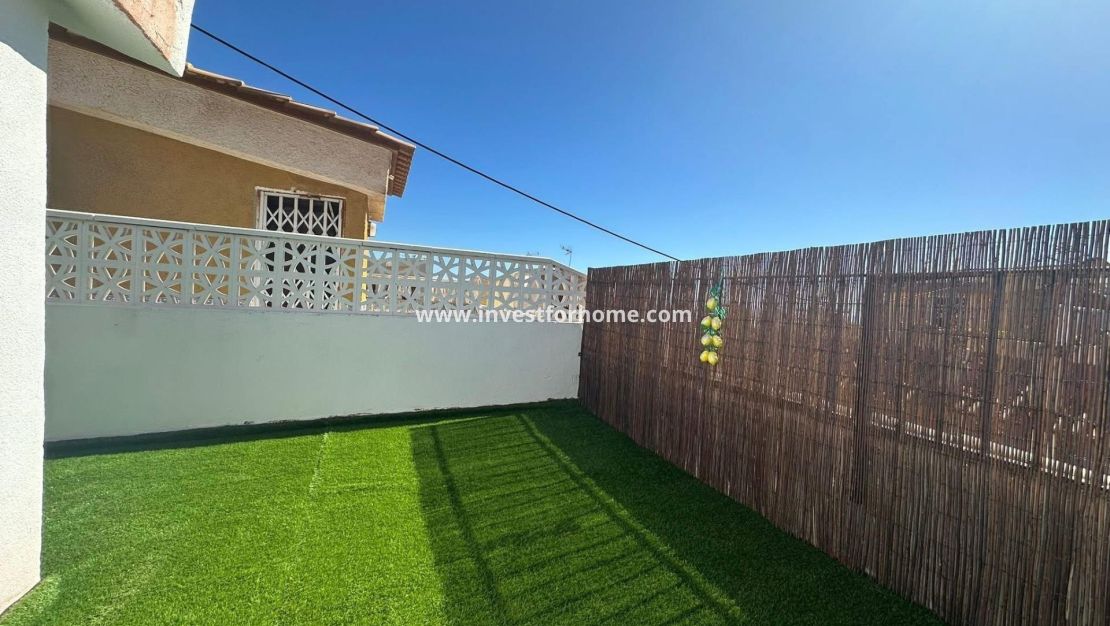 Sale - House - Torrevieja - Cabo Cervera