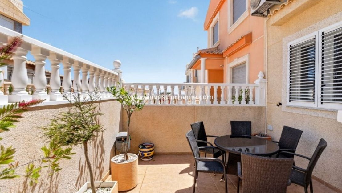 Sale - House - Torrevieja - Cabo Cervera