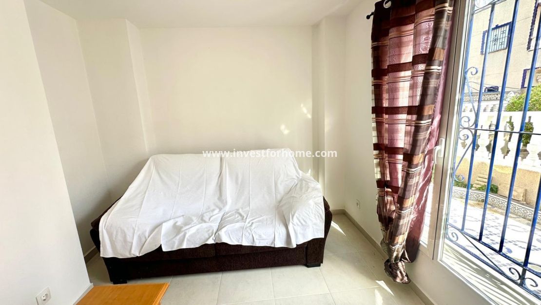 Sale - House - Torrevieja - Carrefour