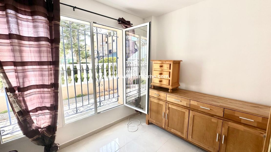 Sale - House - Torrevieja - Carrefour