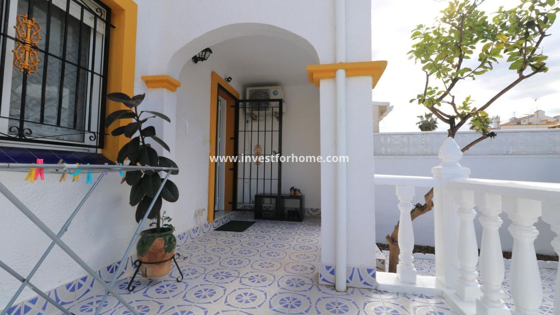 Sale - House - Torrevieja - Carrefour