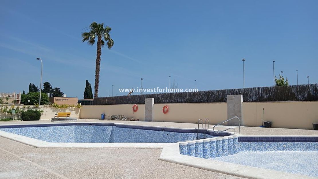 Sale - House - Torrevieja - Carrefour