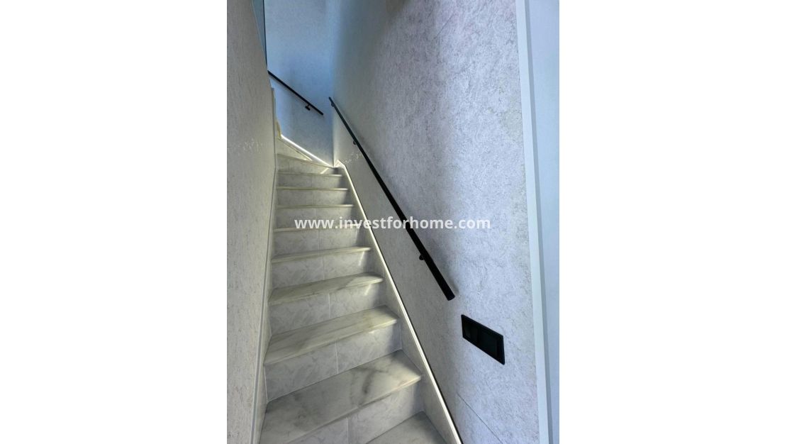 Sale - House - Torrevieja - Carrefour