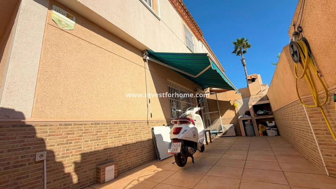 Sale - House - Torrevieja - Carrefour