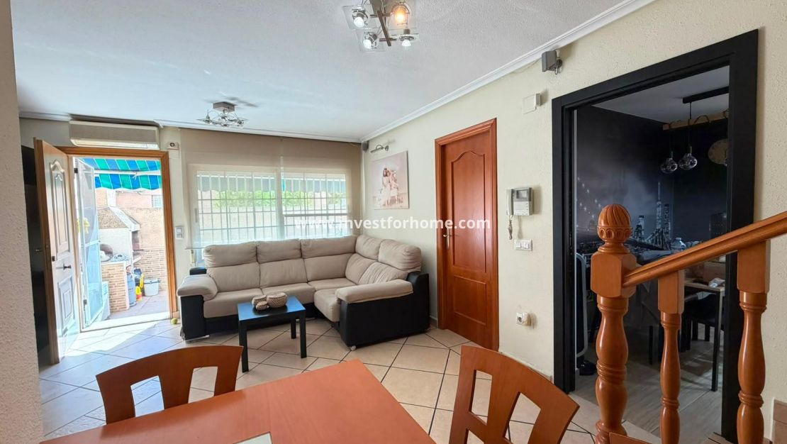 Sale - House - Torrevieja - Carrefour
