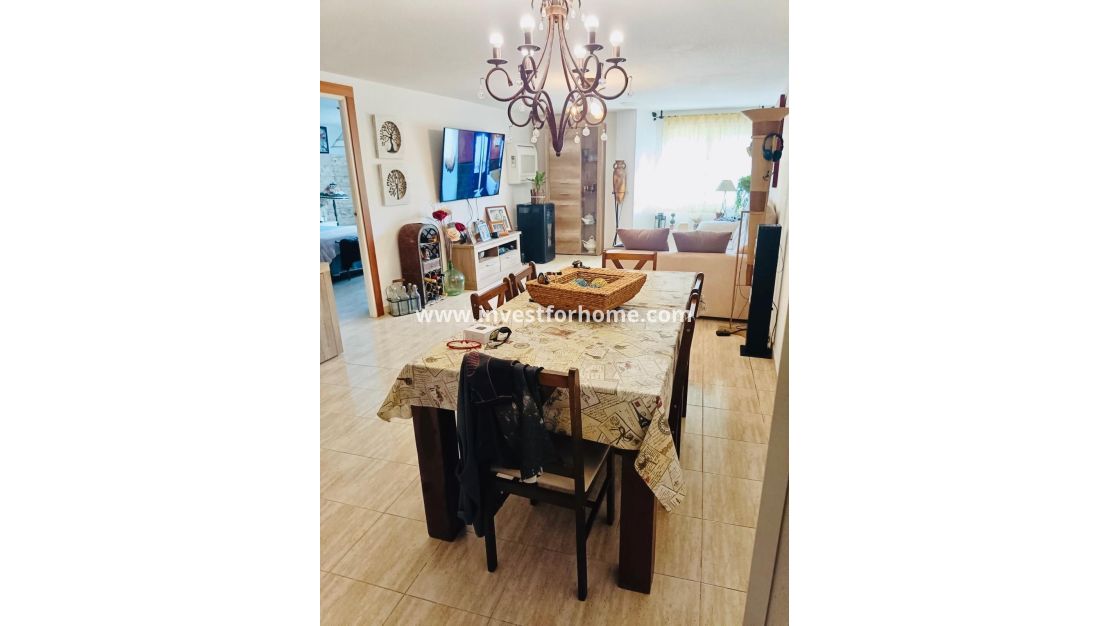 Sale - House - Torrevieja - Centro