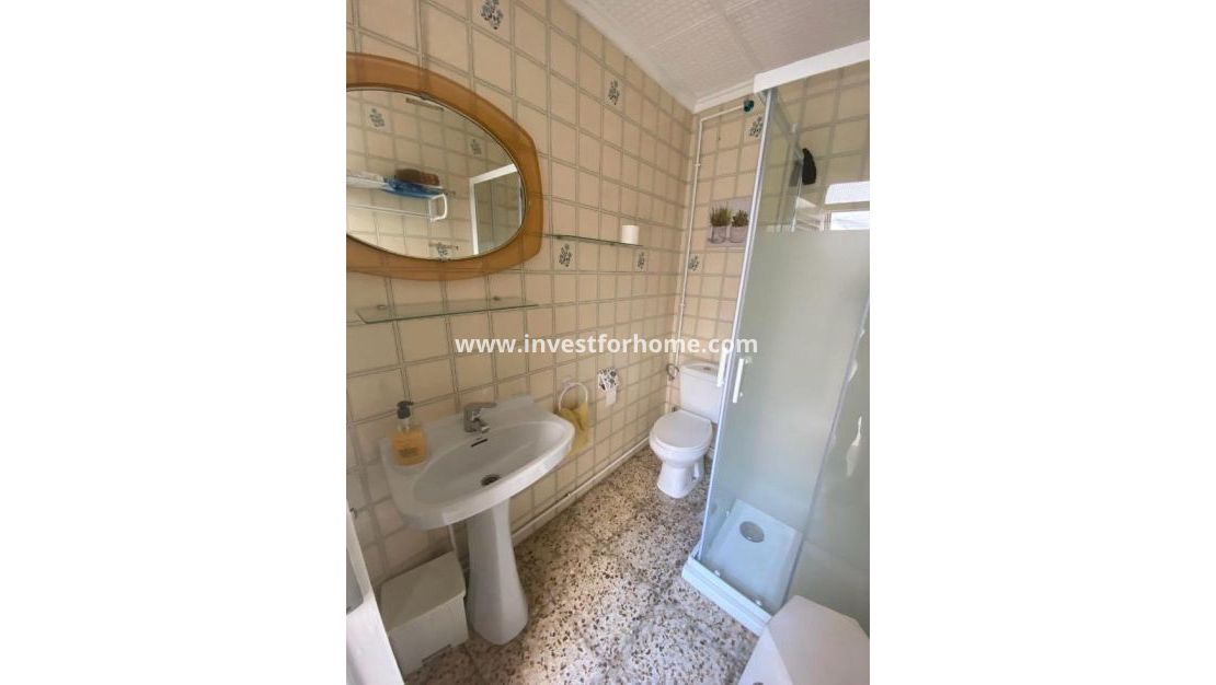 Sale - House - Torrevieja - Centro