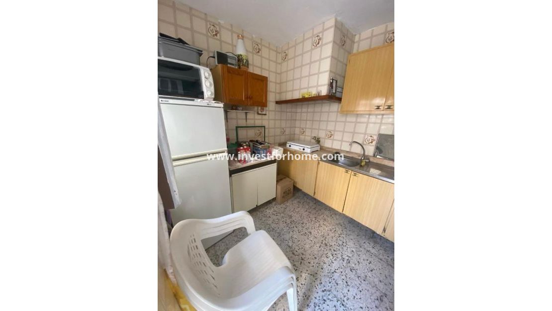 Sale - House - Torrevieja - Centro