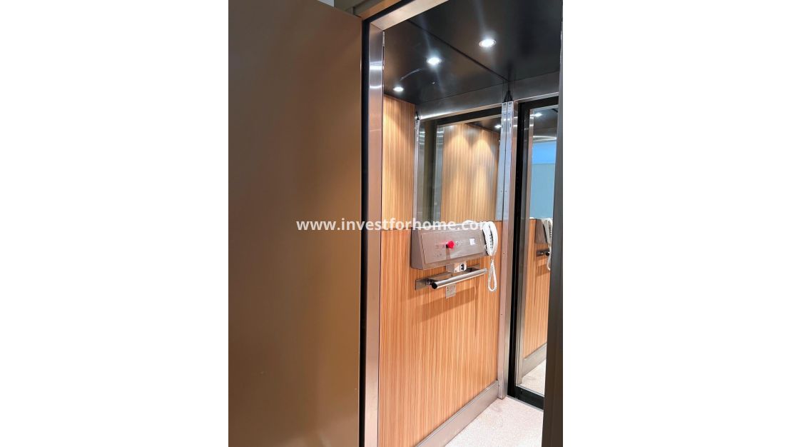 Sale - House - Torrevieja - Centro