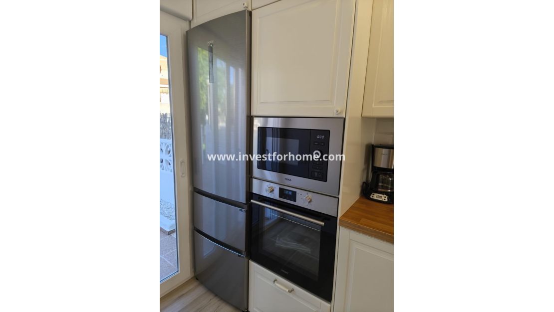 Sale - House - Torrevieja - Centro