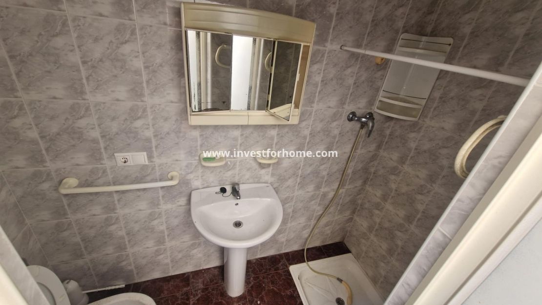 Sale - House - Torrevieja - Centro