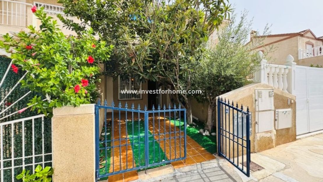 Sale - House - Torrevieja - Costa Blanca