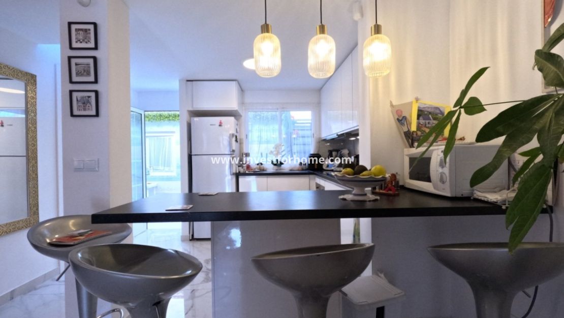 Sale - House - Torrevieja - Costa Blanca