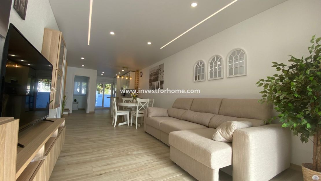 Sale - House - Torrevieja - Costa Blanca
