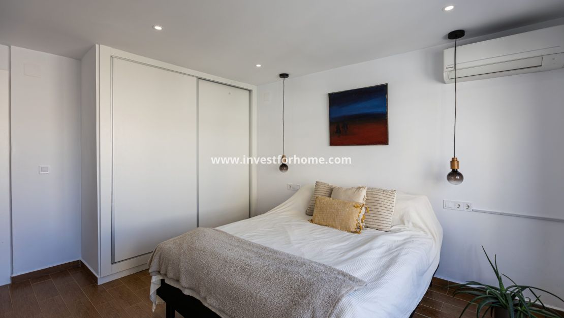 Sale - House - Torrevieja - Costa Blanca