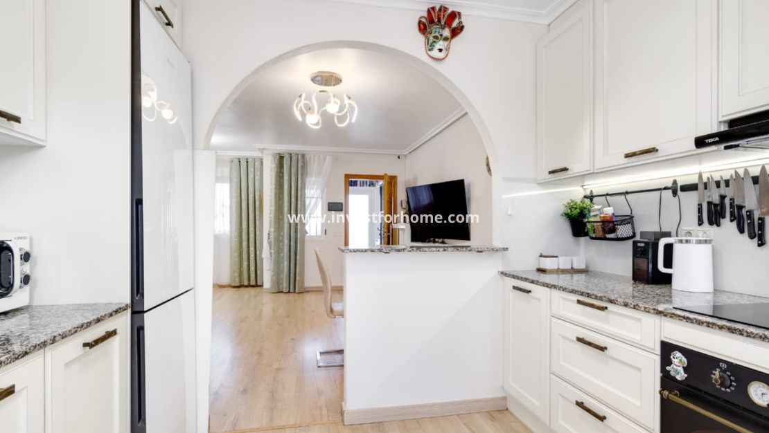 Sale - House - Torrevieja - Costa Blanca