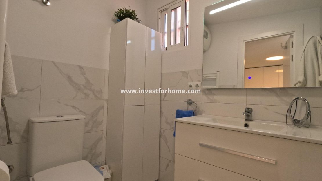 Sale - House - Torrevieja - El Acequión - Los Náufragos