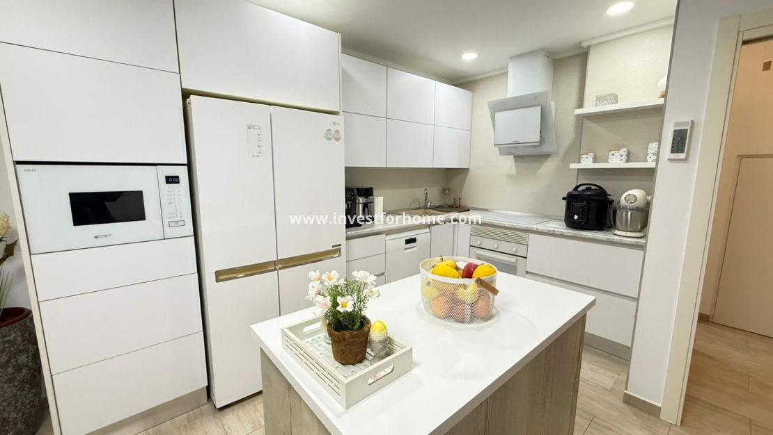 Sale - House - Torrevieja - El Chaparral