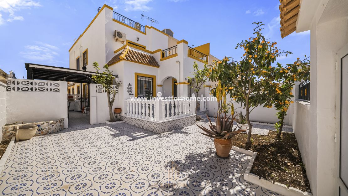 Sale - House - Torrevieja - Jardín del Mar