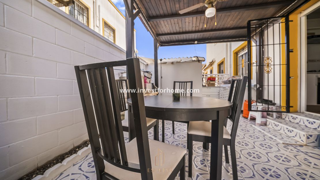 Sale - House - Torrevieja - Jardín del Mar
