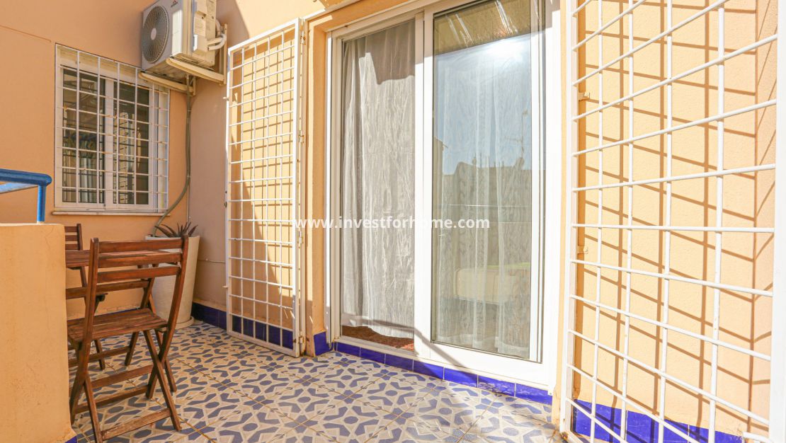 Sale - House - Torrevieja - La Siesta-El Chaparral