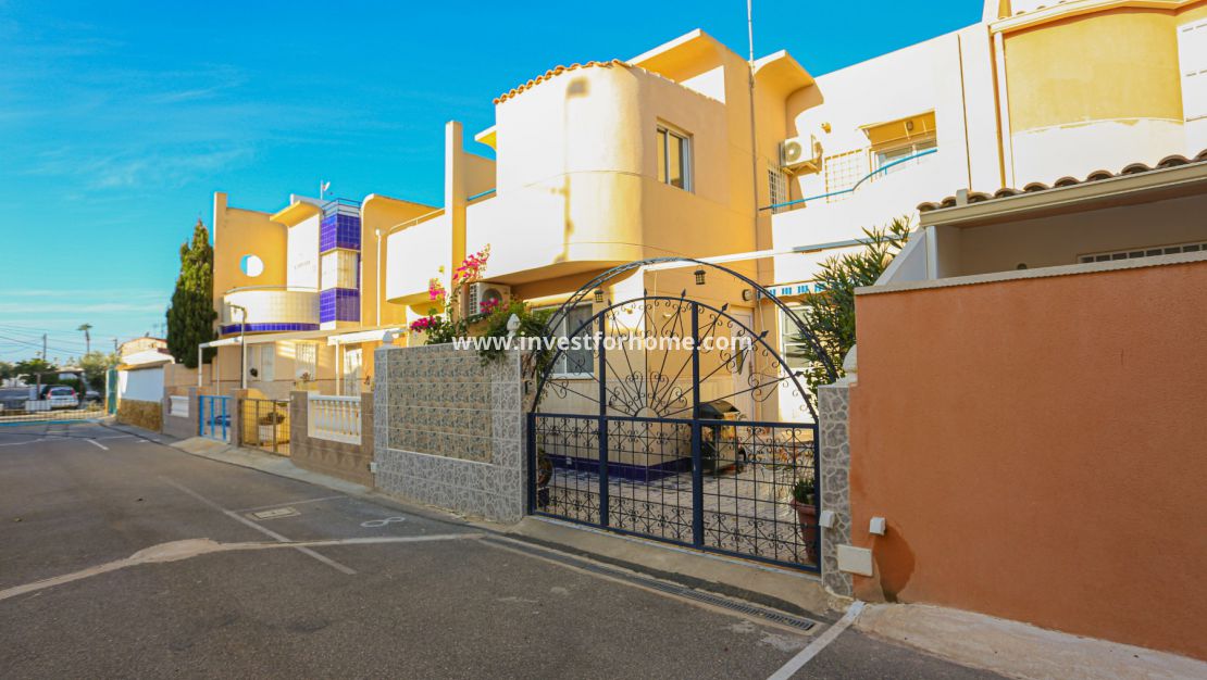 Sale - House - Torrevieja - La Siesta-El Chaparral