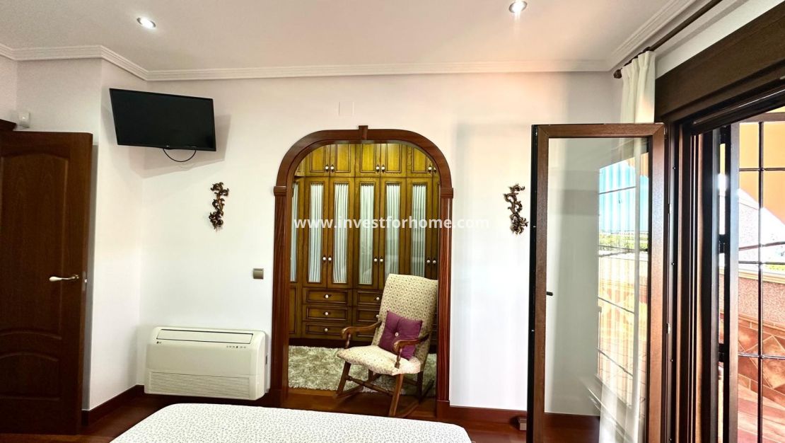 Sale - House - Torrevieja - La Siesta-El Chaparral