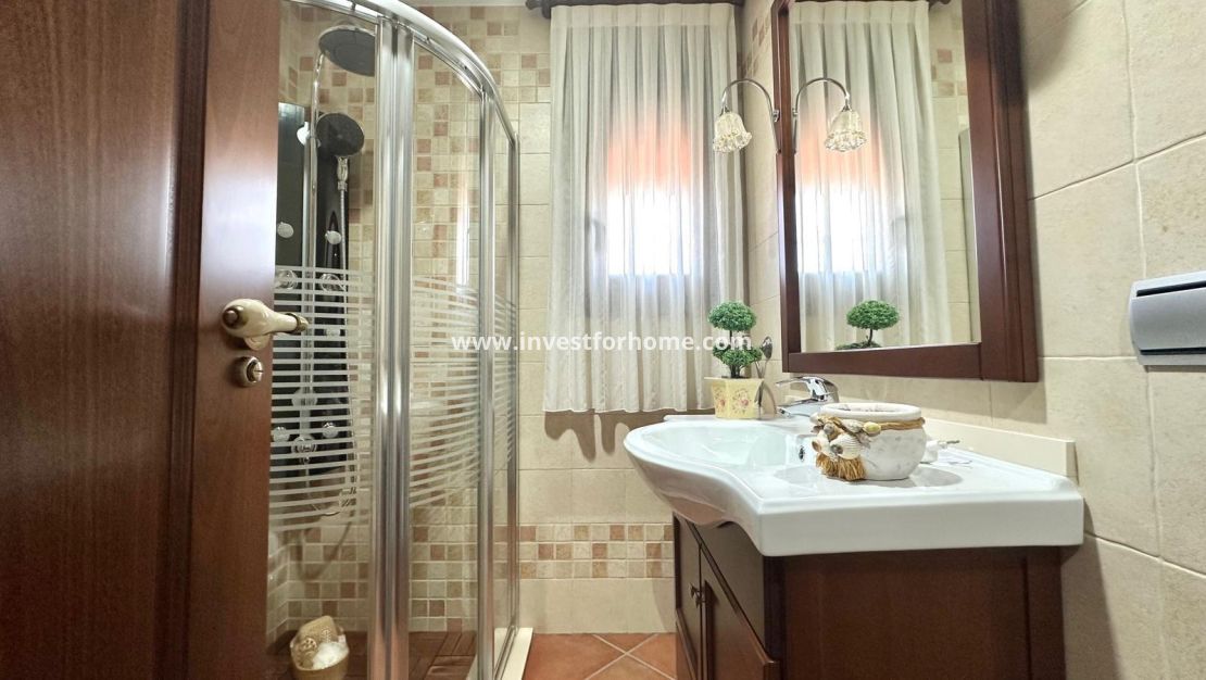 Sale - House - Torrevieja - La Siesta-El Chaparral