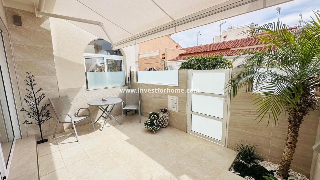 Sale - House - Torrevieja - La Siesta-El Chaparral