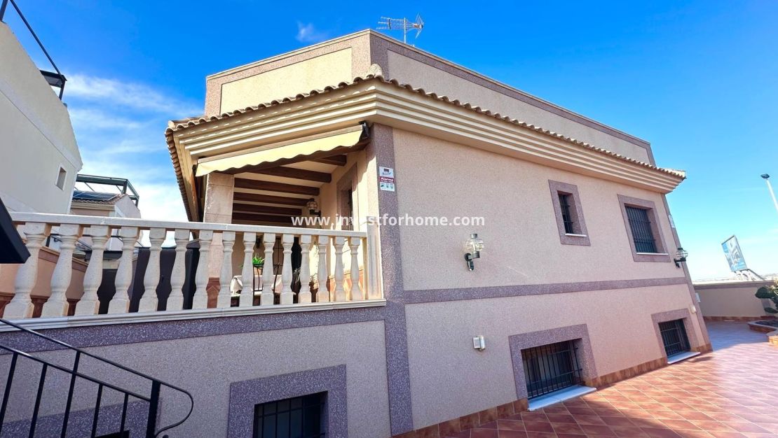 Sale - House - Torrevieja - La Siesta-El Chaparral