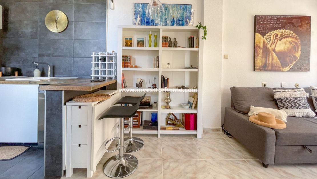 Sale - House - Torrevieja - La Siesta