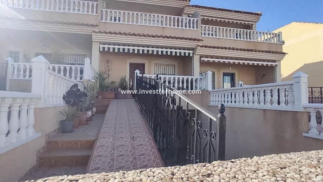 Sale - House - Torrevieja - Los Altos