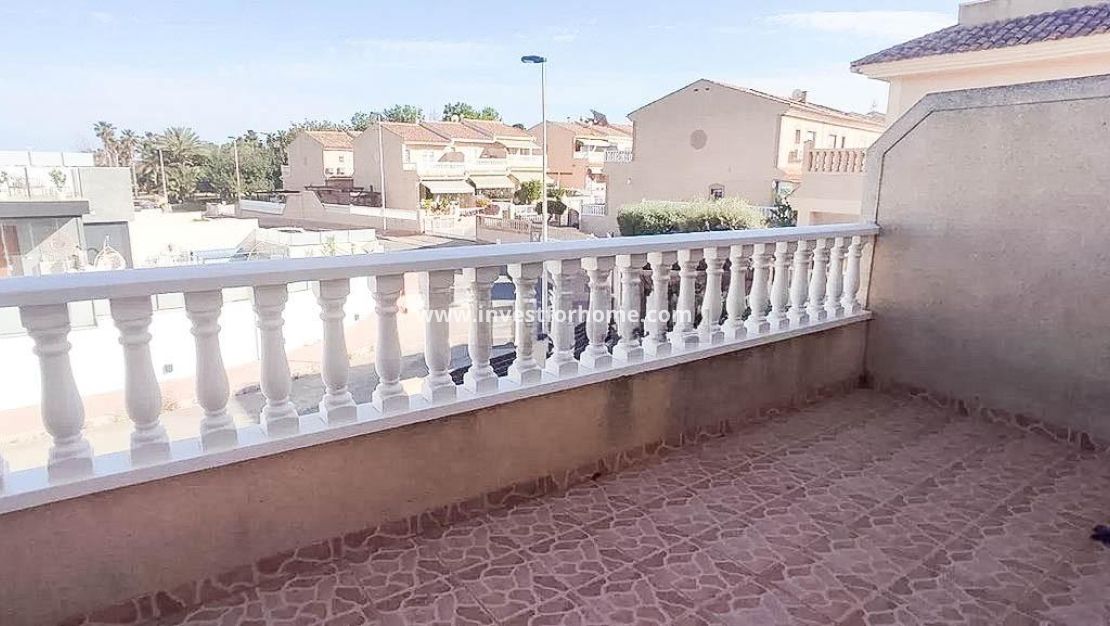 Sale - House - Torrevieja - Los Altos